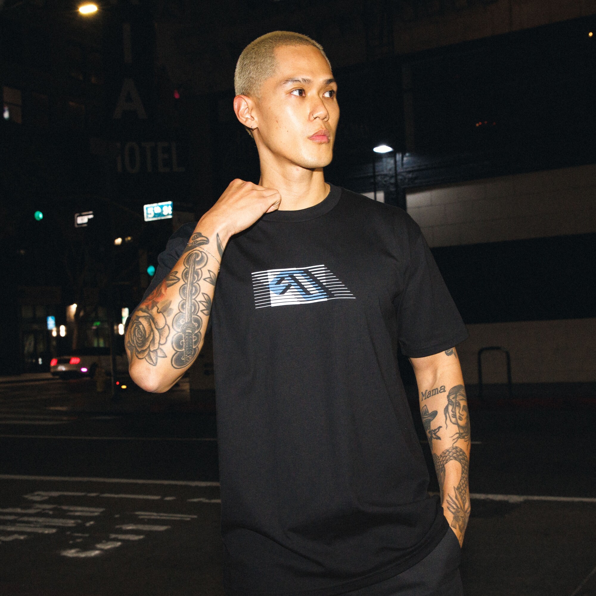 Anjuna Movement Graphic T-shirt / Black