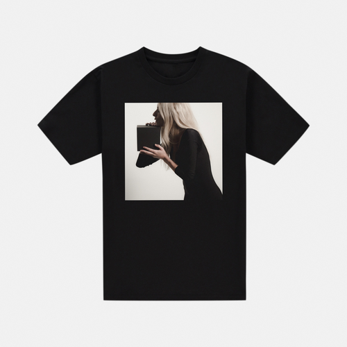 iamamiwhoami; kin