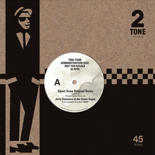 CD Specials Live At The Moonlight Club TOCP7240 Two-Tone Records, Chrysalis, Two-Tone Records プロモ /00110 The Specials - Live at the Moonlight Club. Chrysalis.