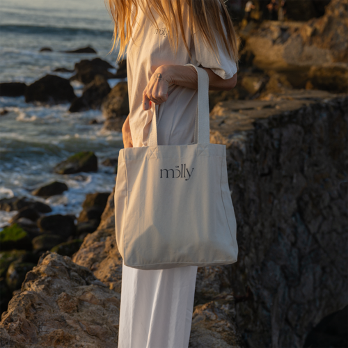 mölly tote bag